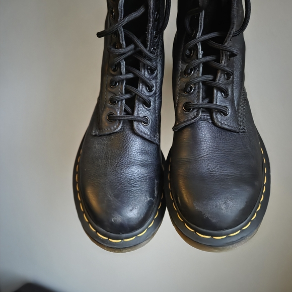 Dr Marten EUC 1460 Pascal Soft Virginia Leather Lace-Up Boots Women 7 - Picture 4 of 11